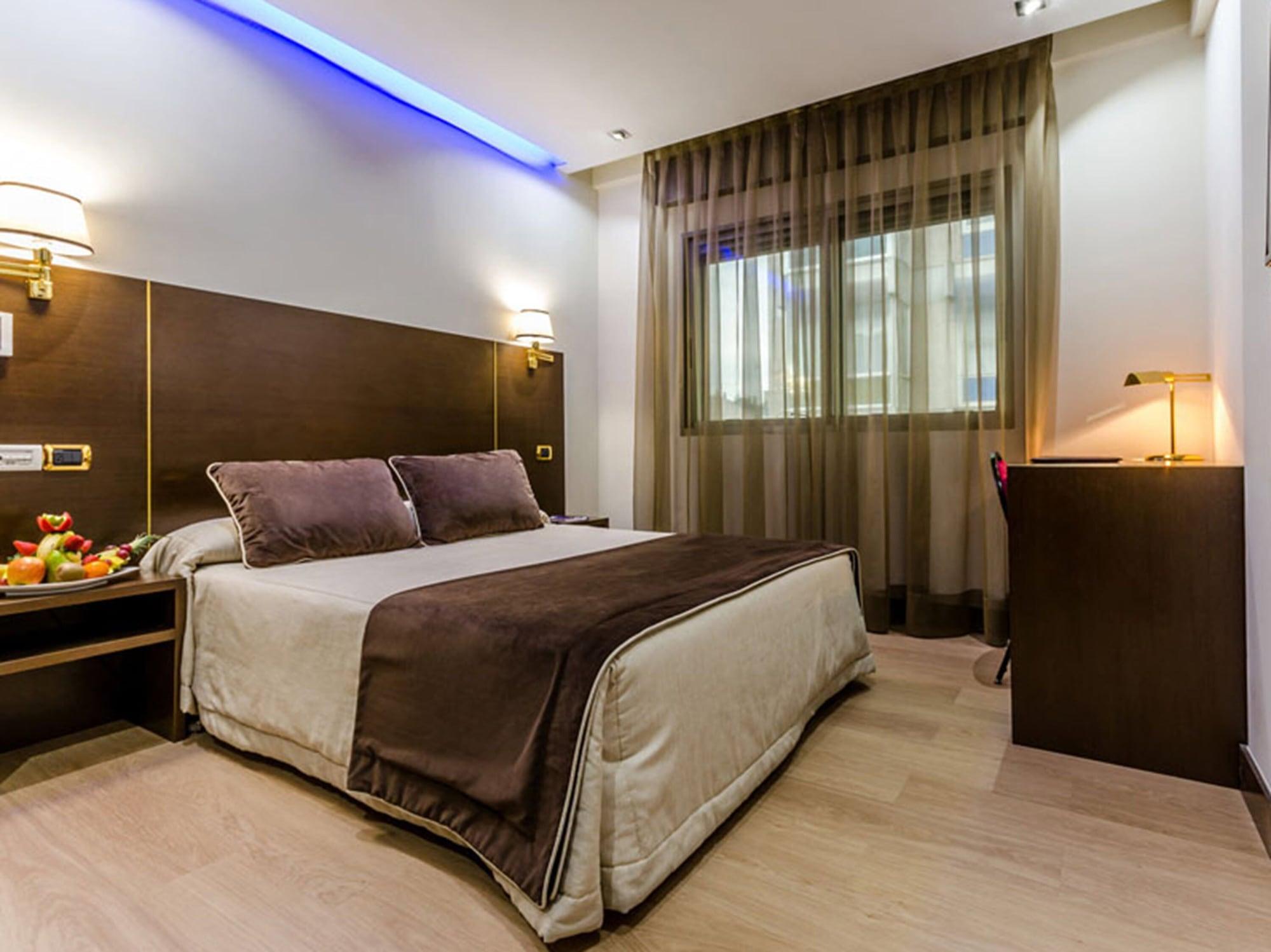 Hotel Princess Оуренсе Екстериор снимка