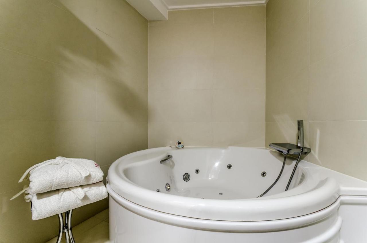Hotel Princess Оуренсе Екстериор снимка