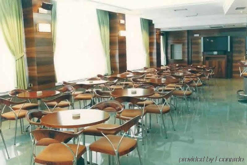 Hotel Princess Оуренсе Ресторант снимка